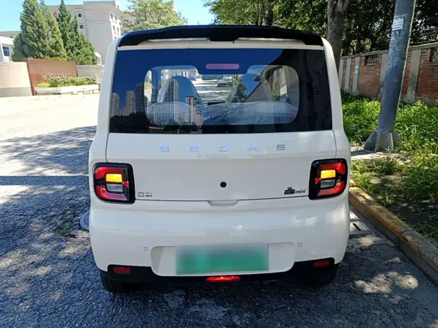 Geely Panda — Фото автомобиля 5