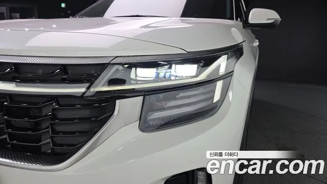 Kia Seltos — Фото автомобиля 7