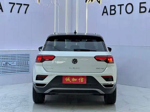 Volkswagen T-Roc — Фото автомобиля 3