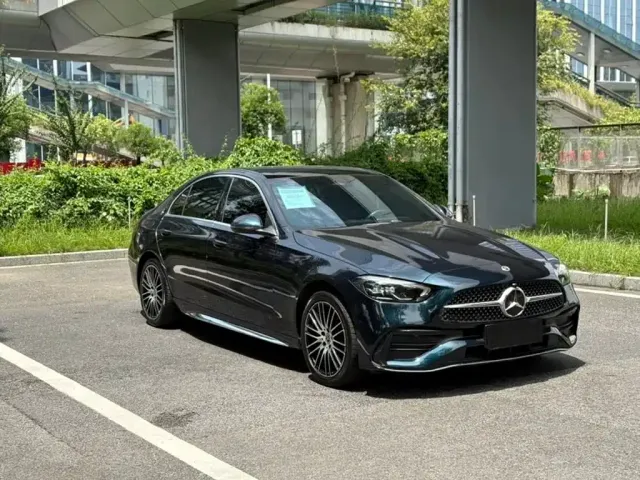 Mercedes-Benz C-Class — Фото автомобиля 3