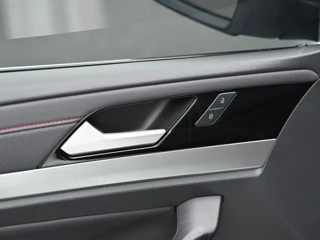 Volkswagen Lavida — Фото автомобиля 12