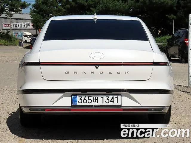 Hyundai Grandeur GN7 — Фото автомобиля 4