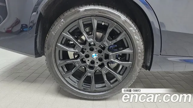 BMW X5 xDrive 40i M Sport — Фото автомобиля 3