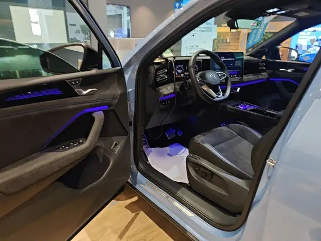 Volkswagen Tiguan L — Фото автомобиля 15