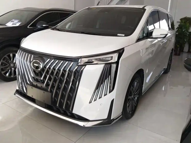 Фотография автомобиля — GAC Trumpchi M8