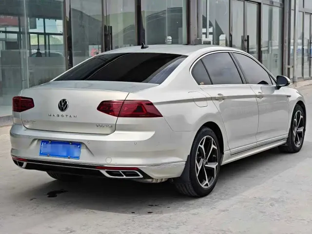 Volkswagen Magotan — Фото автомобиля 11