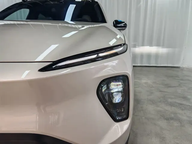 Nio EC7 — Фото автомобиля 15