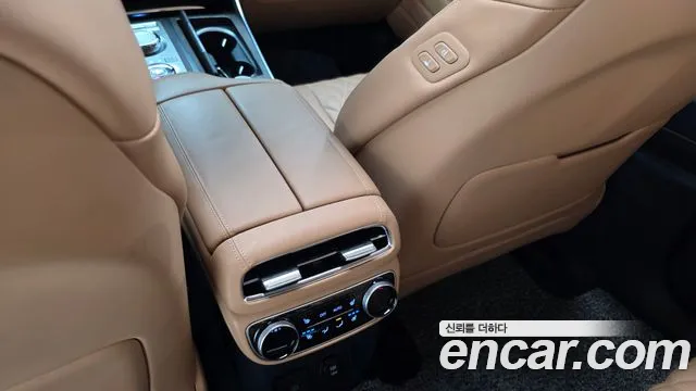 Genesis GV80 2.5T Бензин AWD — Фото автомобиля 17