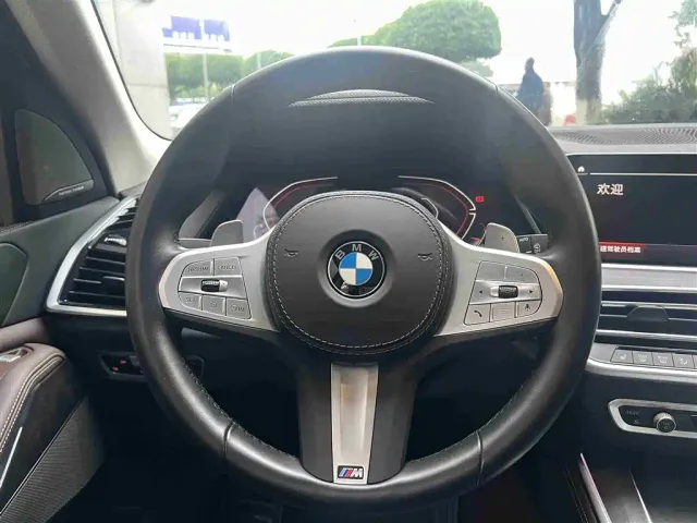 BMW X5 — Фото автомобиля 13