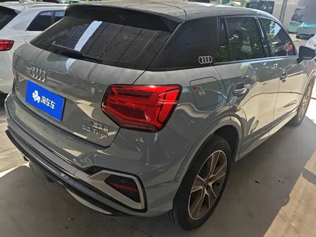 Audi Q2L — Фото автомобиля 3