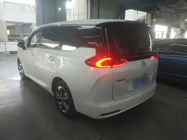 GAC Trumpchi M6 — Фото автомобиля 4