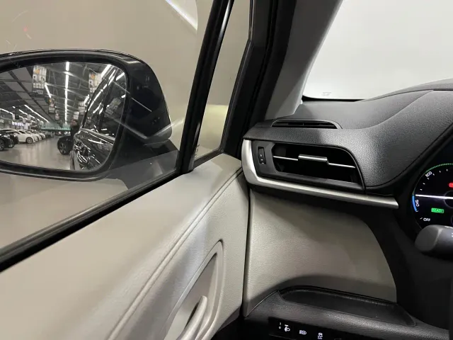 Toyota Granvia — Фото автомобиля 15