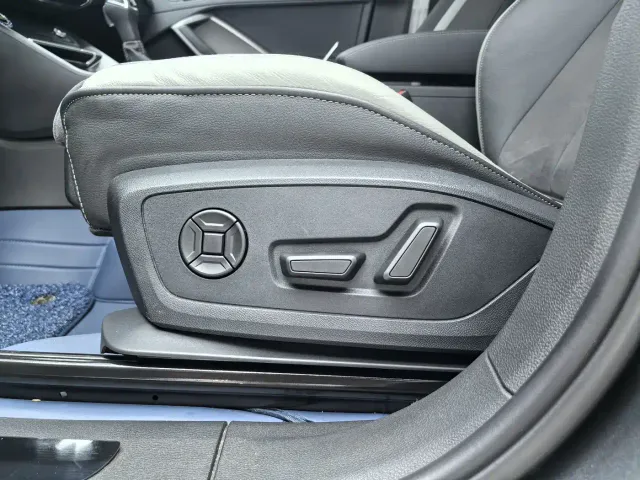 Audi Q3 — Фото автомобиля 13