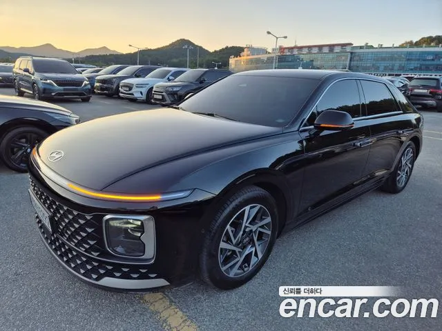 Hyundai Grandeur — Фото автомобиля 2