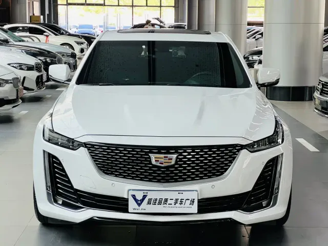 Cadillac CT5 — Фото автомобиля 2
