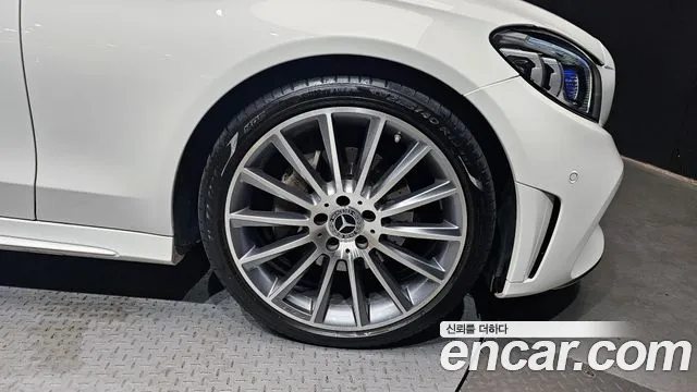 Mercedes-Benz C-Class — Фото автомобиля 21