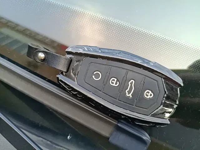 Geely Xingyue L — Фото автомобиля 8