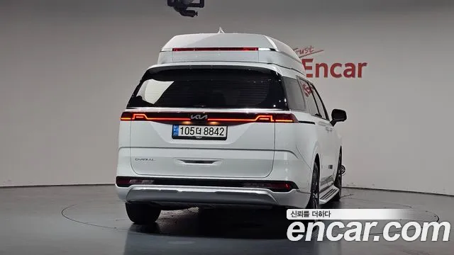 Kia Canival — Фото автомобиля 2
