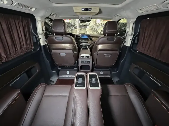 Mercedes-Benz V-Class — Фото автомобиля 8