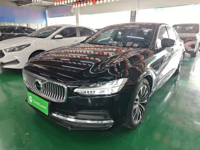 Фотография автомобиля — Volvo S90