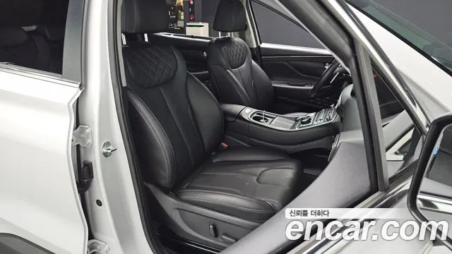 Hyundai Santa Fe Santa Fe (New) — Фото автомобиля 15