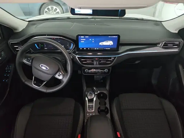 Ford Focus — Фото автомобиля 13