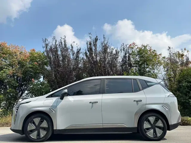 GAC Aion Y — Фото автомобиля 6
