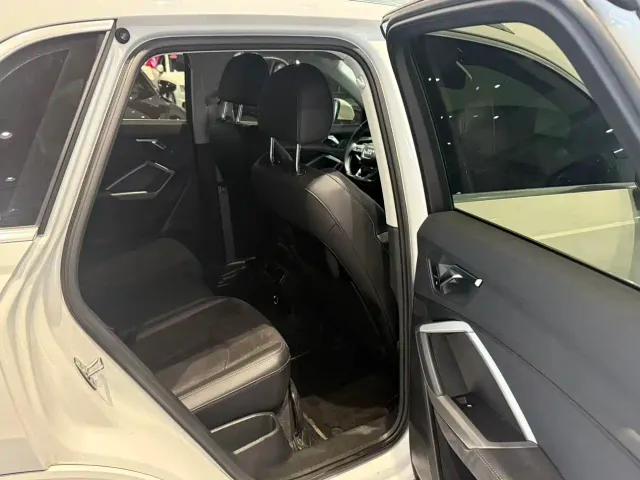 Audi Q3 — Фото автомобиля 10