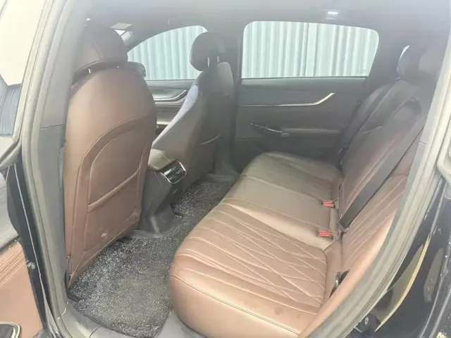 Changan Qiyuan A07 — Фото автомобиля 9