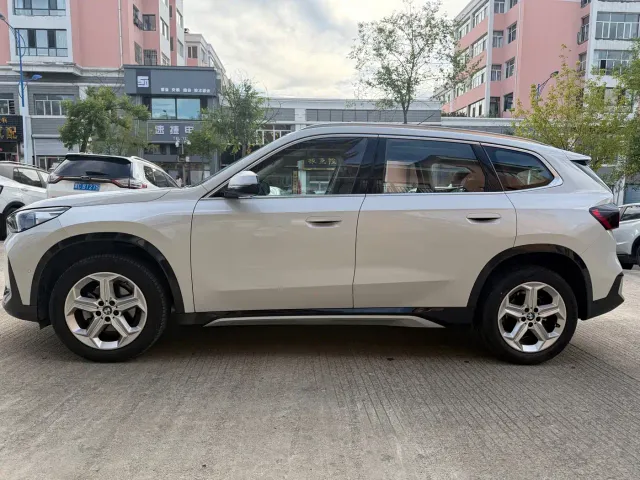 BMW X1 — Фото автомобиля 4
