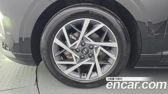 Hyundai Grandeur GN7 — Фото автомобиля 5