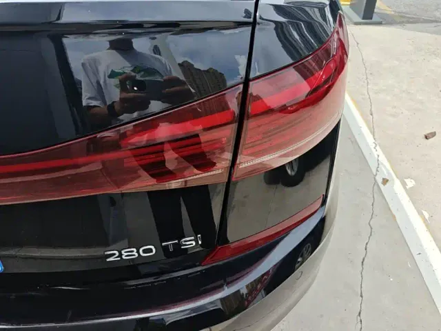 Volkswagen Passat — Фото автомобиля 7