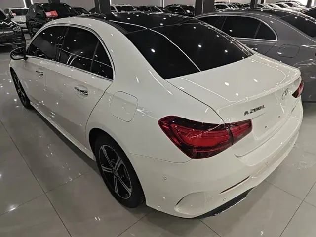 Mercedes-Benz A-Class — Фото автомобиля 22