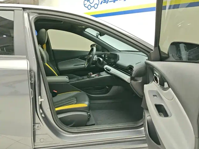 GAC Trumpchi Emkoo — Фото автомобиля 8