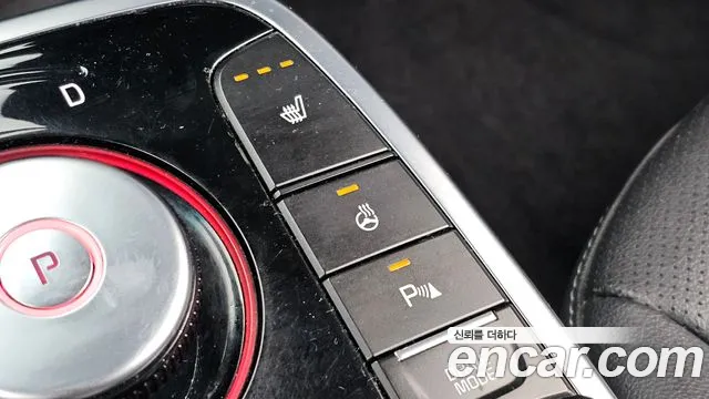 Kia Niro — Фото автомобиля 18