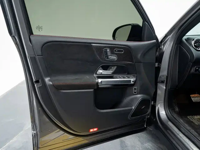 Mercedes-Benz GLB AMG — Фото автомобиля 24