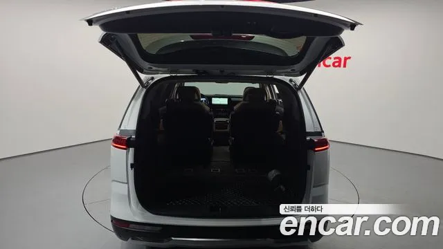 Kia Canival Carnival 4 поколение Дизель 7 мест Signature — Фото автомобиля 15