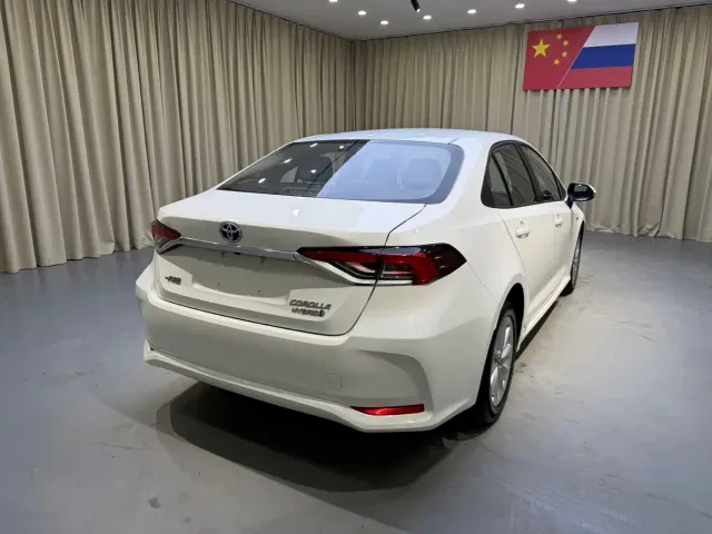 Toyota Corolla — Фото автомобиля 6