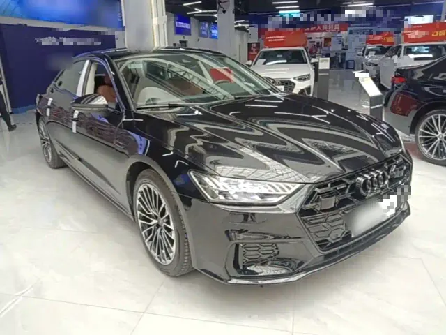 Audi A7L — Фото автомобиля 3