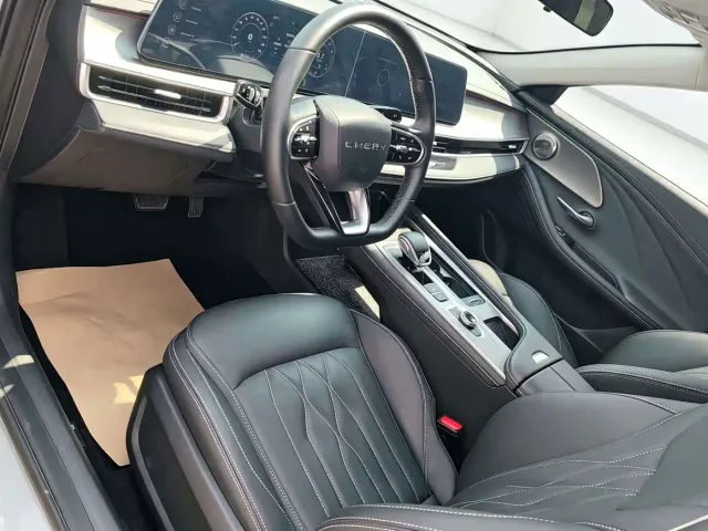 Chery Arrizo 8 — Фото автомобиля 6