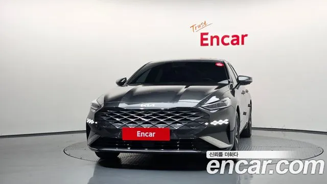 Kia K8 Hybrid — Фото автомобиля 3