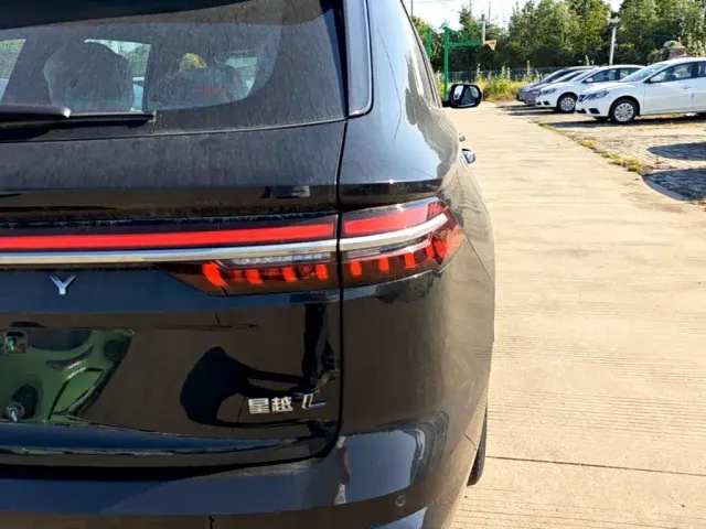 Geely Xingyue L — Фото автомобиля 7