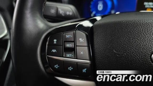 Ford Explorer Explorer 6 поколение 3.0 Platinum 4WD — Фото автомобиля 15