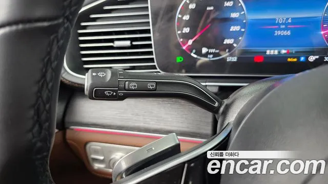 Mercedes-Benz GLE-Class — Фото автомобиля 26