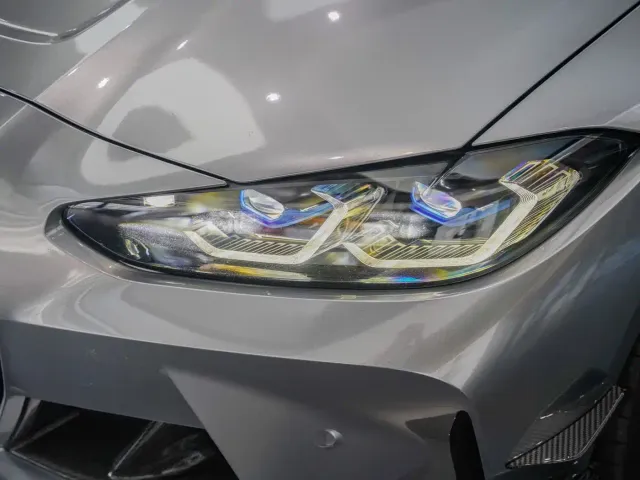 BMW M4 — Фото автомобиля 15