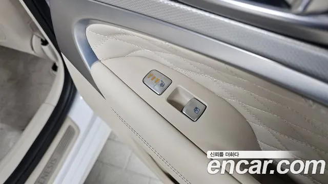 Genesis G70 New — Фото автомобиля 28