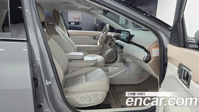 Kia EV4 — Фото автомобиля 16