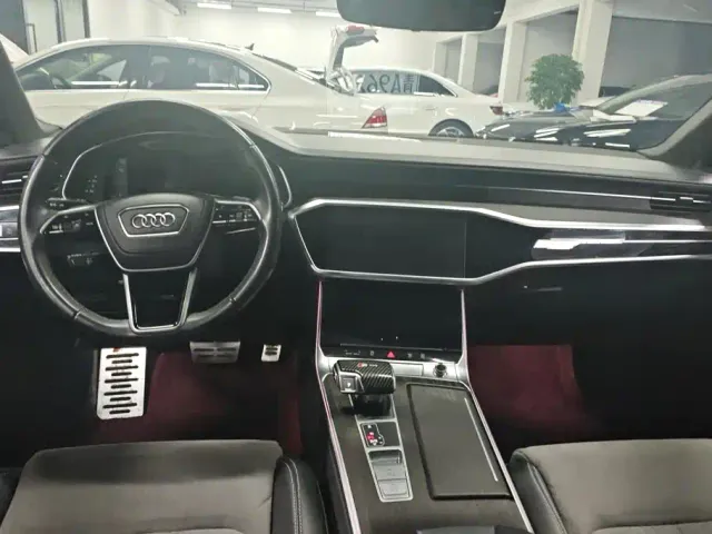 Audi A6L — Фото автомобиля 12