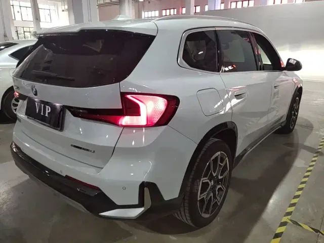 BMW X1 — Фото автомобиля 6