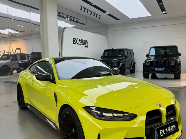BMW M4 — Фото автомобиля 2